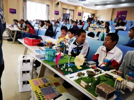 意氣風發(fā)的路演現(xiàn)場