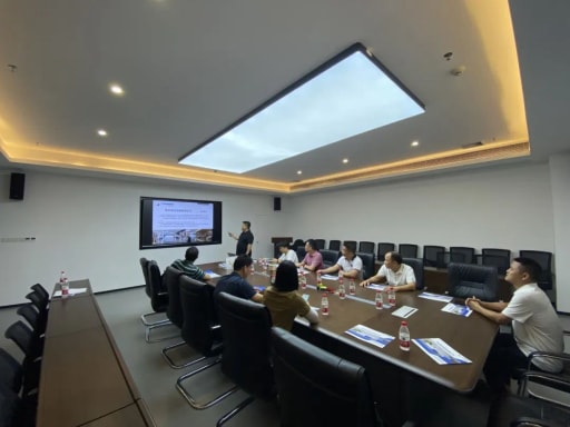 熱烈歡迎廣州市從化區(qū)“基于激光切割的創(chuàng)意智造項(xiàng)目”教師一行蒞臨我司開展研修活動！