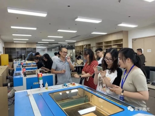 熱烈歡迎東莞市松山湖教育管理中心一行蒞臨我司開展研修活動！