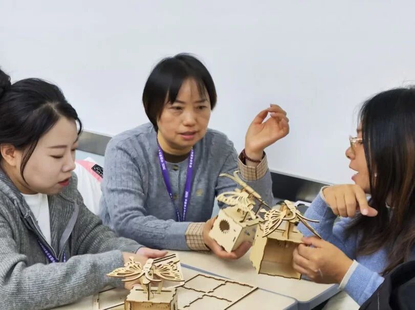 雷宇教育助力2025中國青少年科技教育工作者協(xié)會年會，G03工作坊在延吉成功舉辦